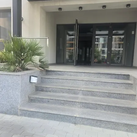 Onix Blue Mamaia Nord Aparthotel